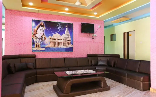 OYO Rooms Railway Station Somnath 1