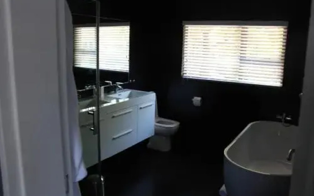 Fifteen On Fairway Luxury Guest House