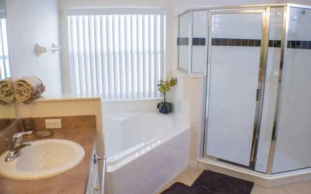 Cindy's Highgate Park Villa