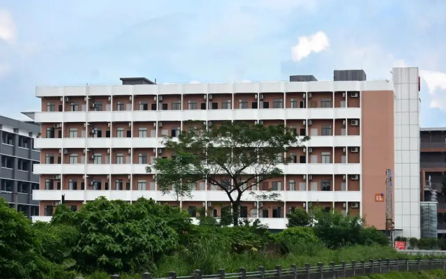 Dongguan Silverworld Hotel