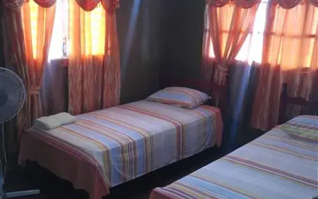 Hostal Doña Irma Bocas