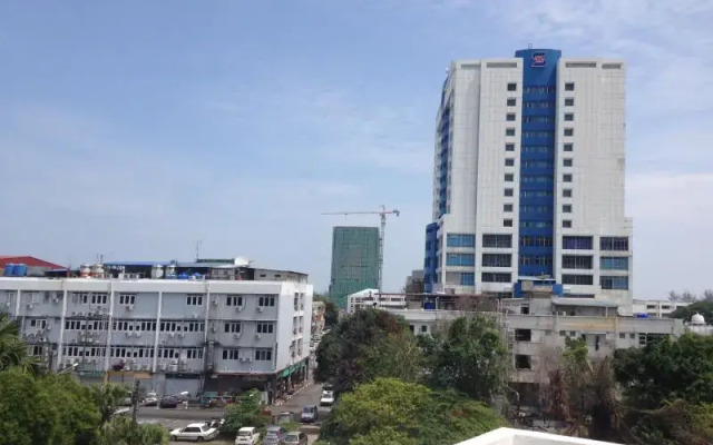 OYO 90219 Hua Kiew Hotel