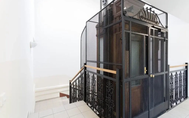 Mar Suite Apartments