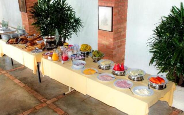 Pousada Vale Do Dinossauro