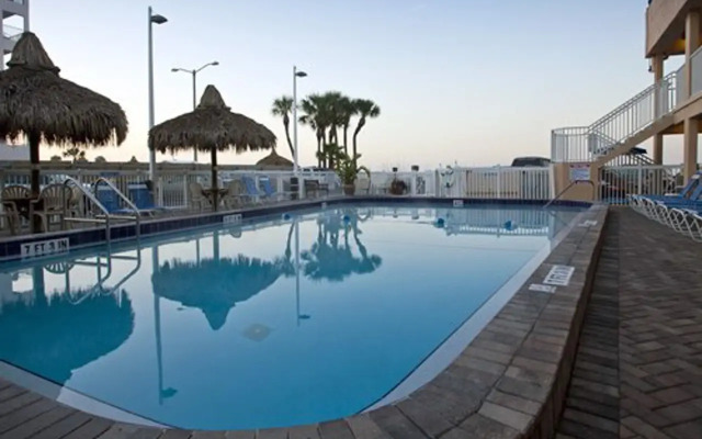 Commodore Beach Club Condo
