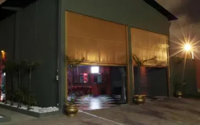Mc Motel