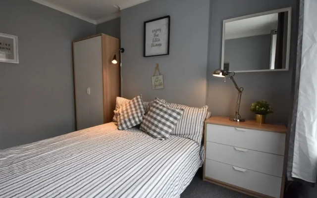 Belfast Budget Kilburn Street 1