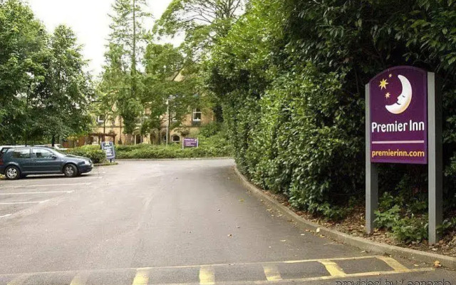 Holmfield Arms Hotel
