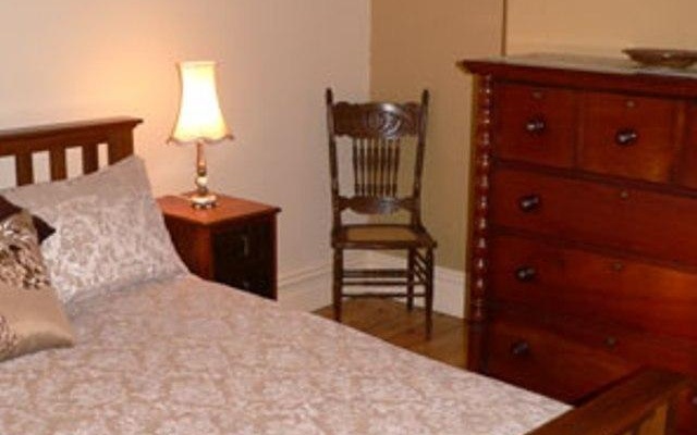 Acorn & Walnut Cottages – Guest Rooms – Angaston