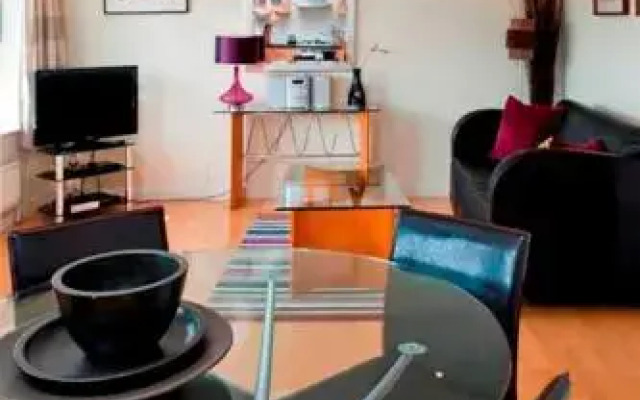 Market Rise Apartments