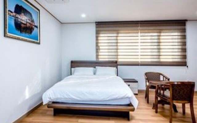 Seogwipo Gaetkeusi Pension