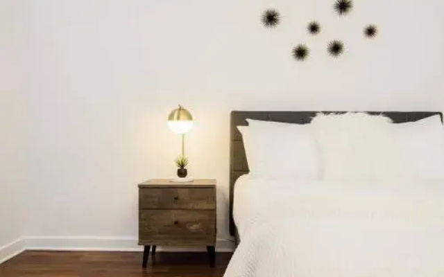 Amazing New 2Bdrm/2Bath Apt Downtown
