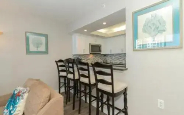 Luxury Gulf-Front Condo Located in Distinguished Area with Pool and Hot Tub by RedAwning