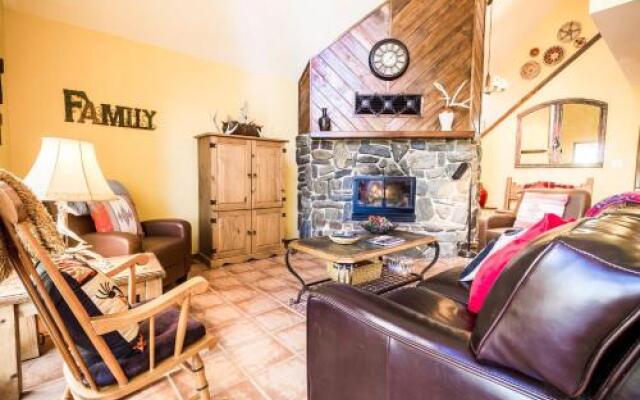 Kokopelli Kabin 3 Bedrooms 3 Bathrooms Home