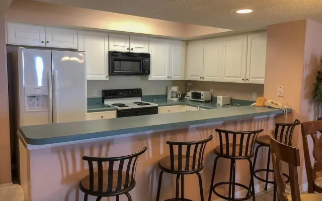 Ocean Bay Club 1104 - 4 Br Condo