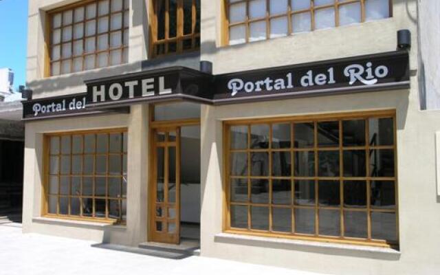 Hotel Portal del Río