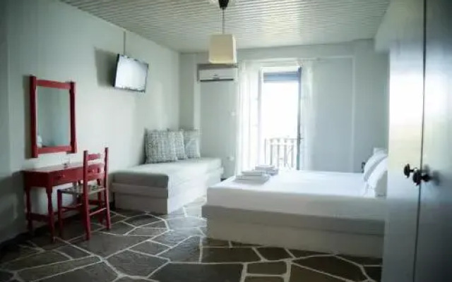 Melies Apartments
