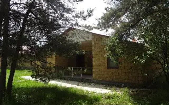 Sevan Lake Cottages