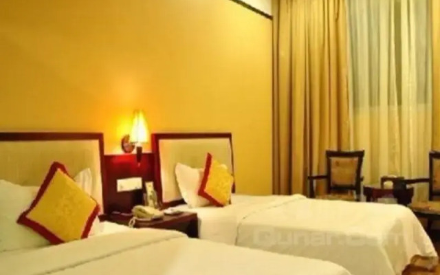 Guangzhou Shenglong Hotel - Nanzhan