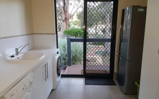 Mistover Valley Yallingup