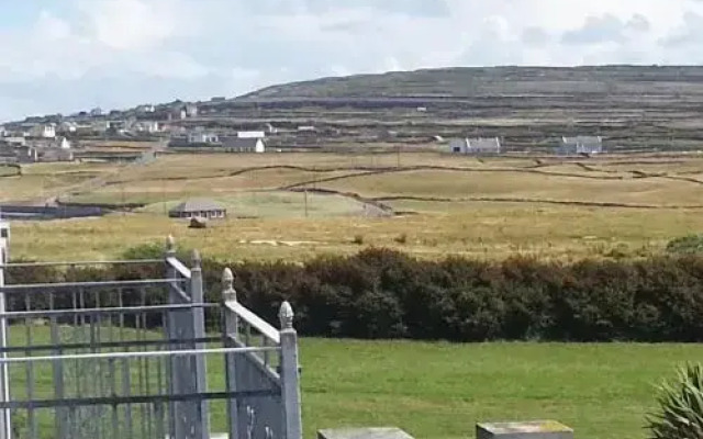 Kilmurvey House