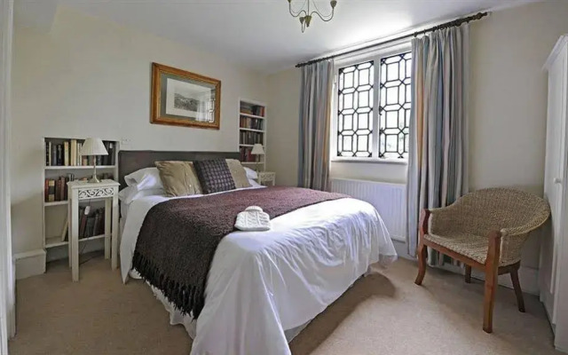The Cholmondeley Arms Inn - Good Pub Food - B&B in Cheshire