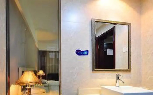 Longxing Holiday Hotel