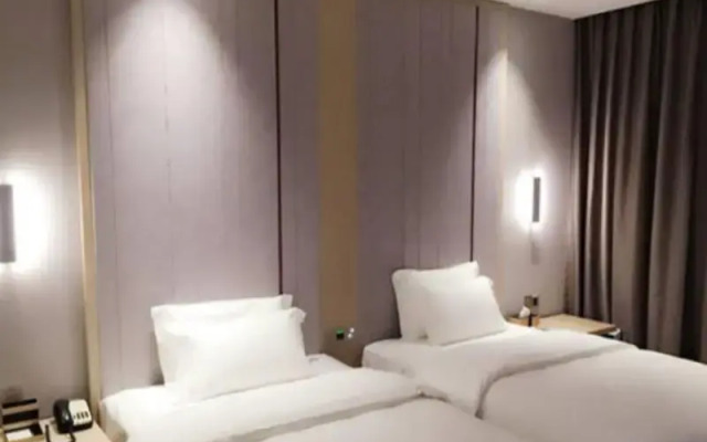 Lavande Hotel Yichang Dong Shan Street Branch