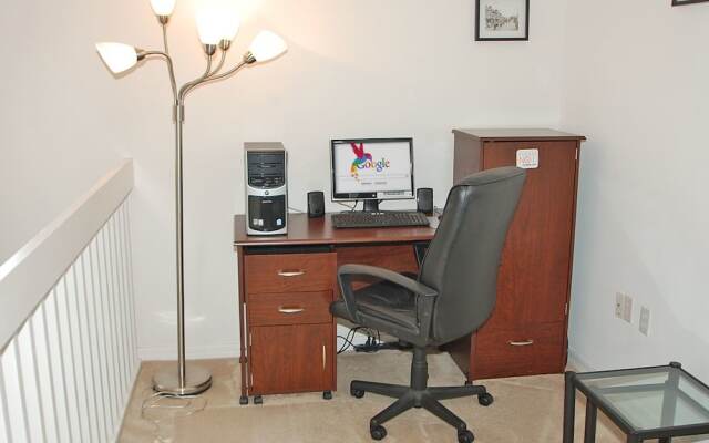 Janet's West Haven 4 Bedroom Home by Redawning