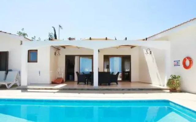 Zingas Villas