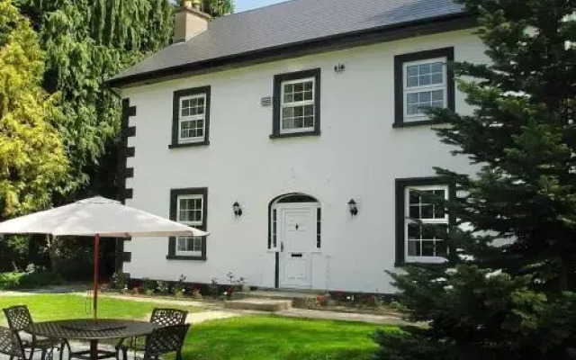 Ashton House