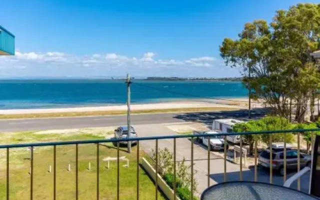 Fantastic Views from this top floor unit!