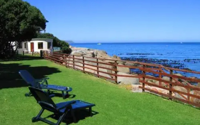 Flora Bay Resort