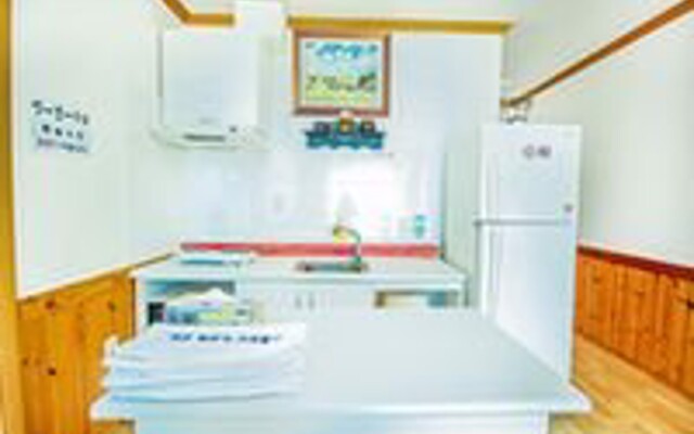 Gangneung When Missing Sea Pension