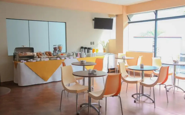 Rivera Inn Hotel