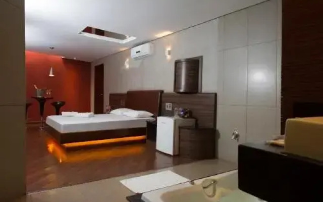 W Motel ( adults only)