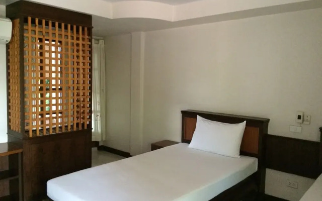 Maingam Riverside Resort