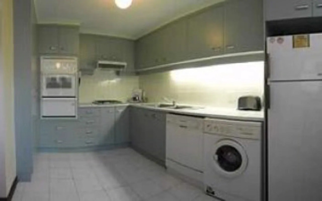 Adelaide Sorrento Meridien Serviced Apartments