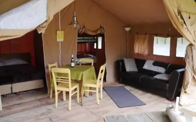 Glamping im Safaritent