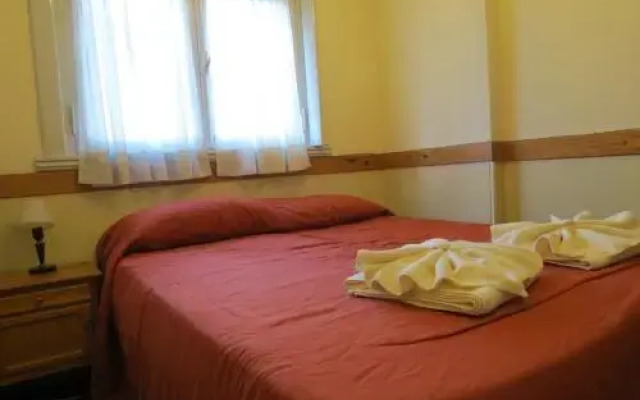 Hotel Raglan