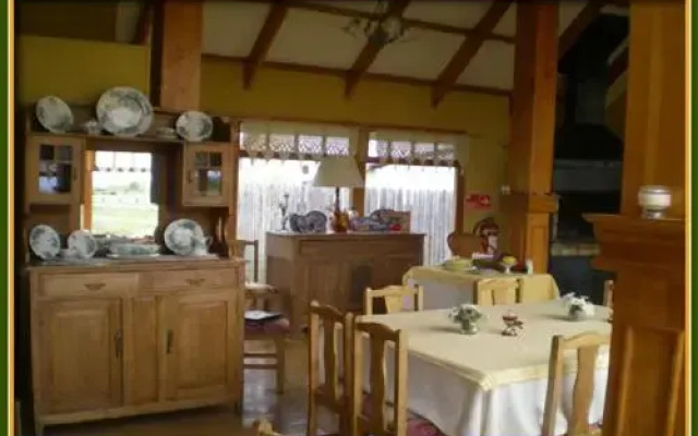 Hosteria Lago del Toro