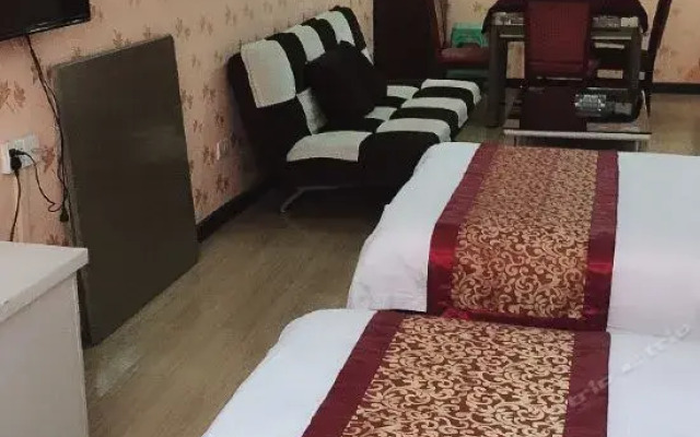 Huxing Business Hotel