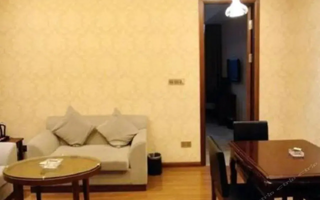 Hongqiao Business Hotel
