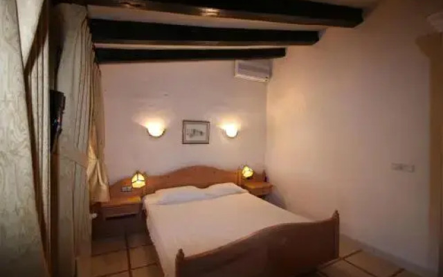 Marquesa VA 8P