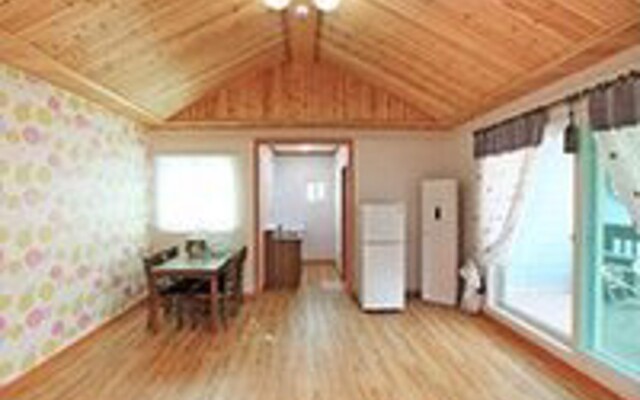 Gangneung Sokumkang Yeomok Pension