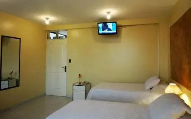 HOTEL MAISON FIORI (Centro)