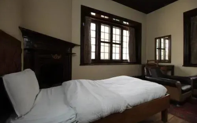 Akbar Residency