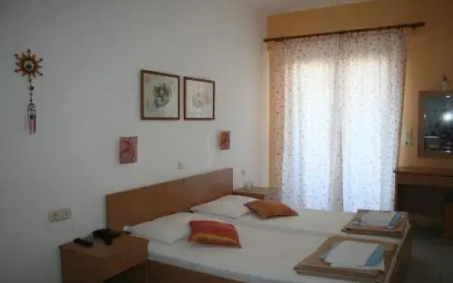 Minoica Beach Apartments