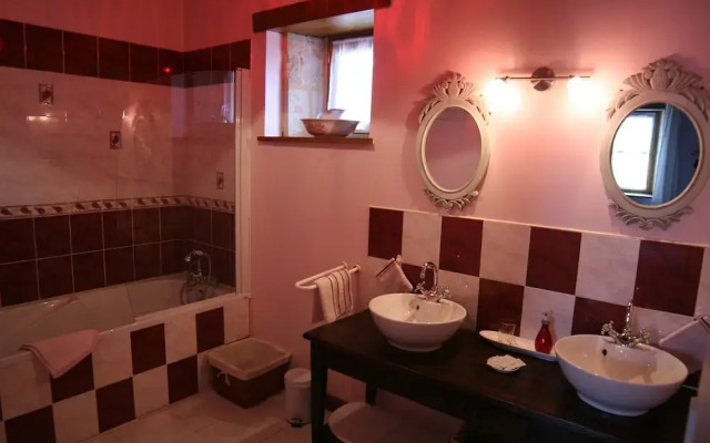 Chambre D'Hotes Du Domaine De La Haute Poignandiere