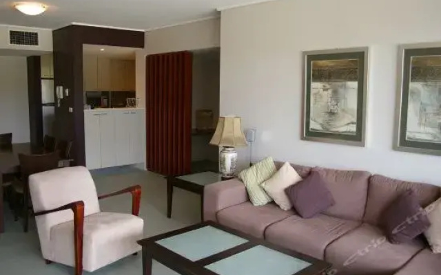 Castle Hill Furnished Apartments 503 Pennant Street